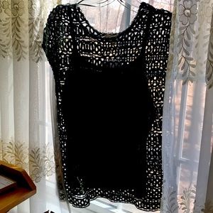 Lace shirt w/built-in tank